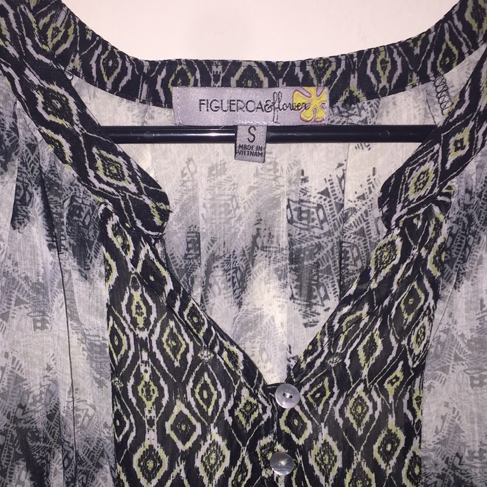 Patterned flowy blouse - Picture 2 of 4
